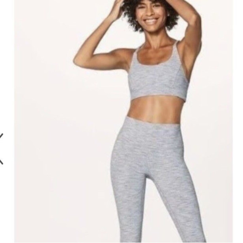 Lululemon Train Times Sports Bra We Are From Space Size 4 Yoga Gym Run - Picture 7 of 12